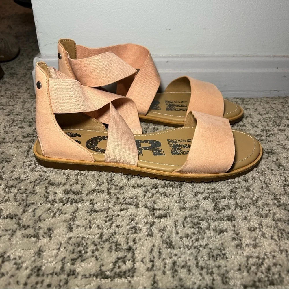 Sorel Tonic Melon Ellla Strap Sandals Size 8.5